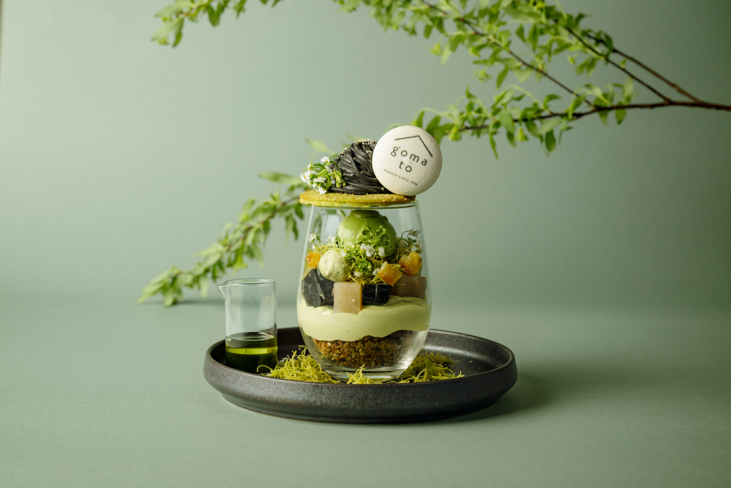 ごまとようかんの抹茶パフェ