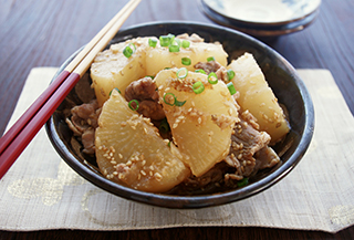 韓国風ピリ辛大根と牛肉の煮物