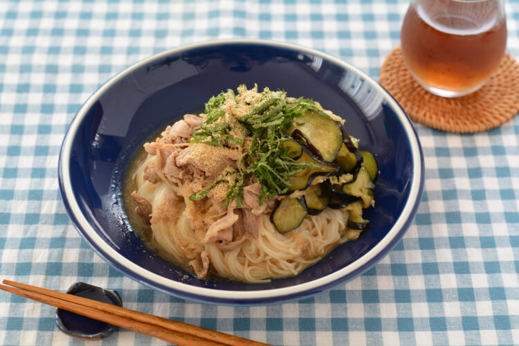 豚肉としょうがなすのぶっかけそうめん