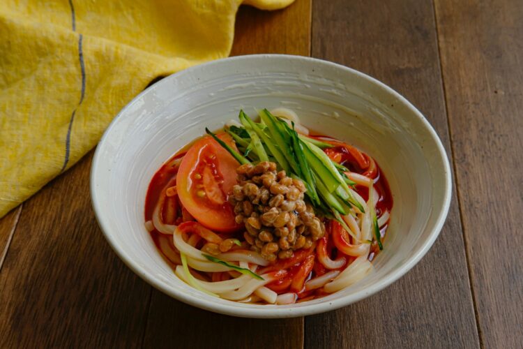 5分でできる！ 冷凍うどんでビビンうどん