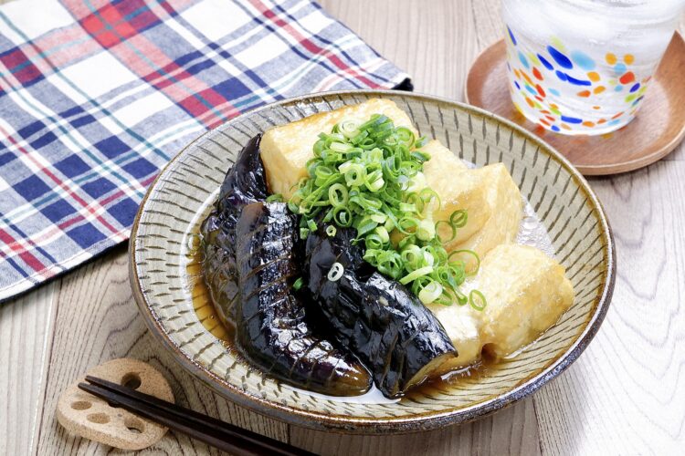 油は大さじ4でOK！ しょうがつゆの揚げない揚げ出し豆腐