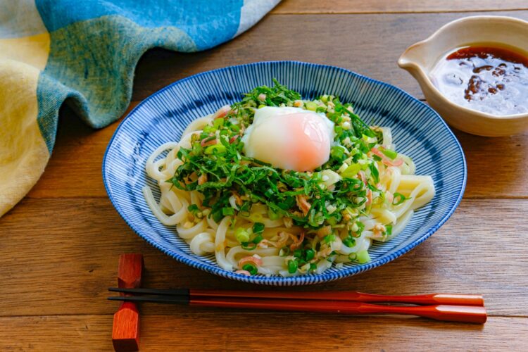 レンジでお手軽 香味野菜たっぷりぶっかけうどん