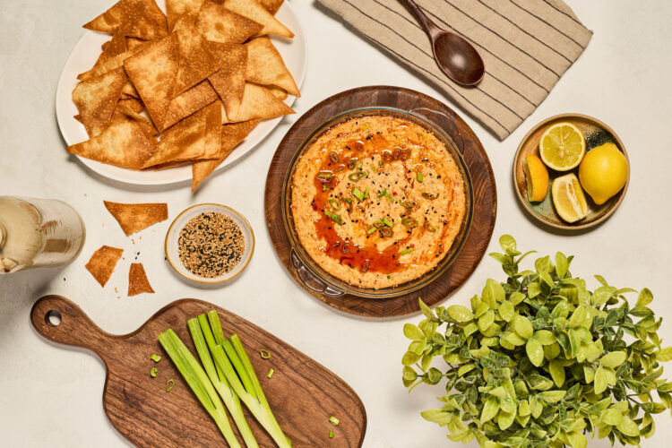Crab Rangoon Dip with Wonton Chips
